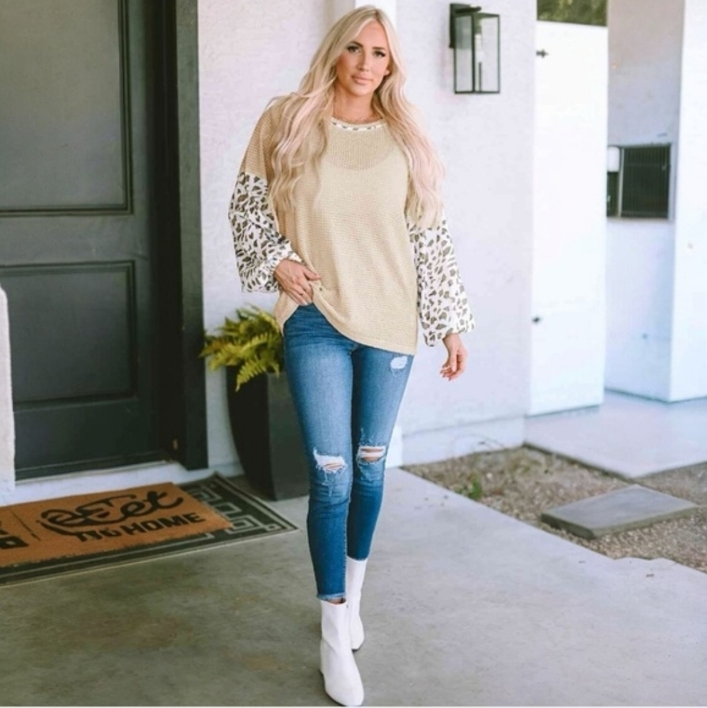 And The Way Waffle Leopard Print Boho Top